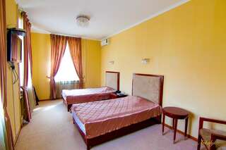 Отель Гостиница Аркалык Arqalyq Стандартный двухместный номер с 2 отдельными кроватями-2